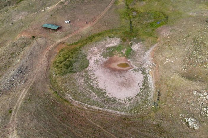 Dipsiz Göl “Dipsiz Çöl” oldu -6