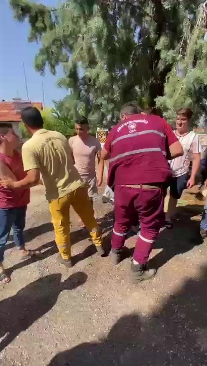 Antalya’dan dönen orman ekibini kurban keserek karşıladılar -3