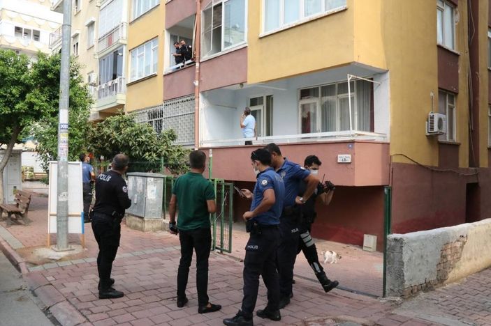 Anne ve kızı evde ölü bulundu -4