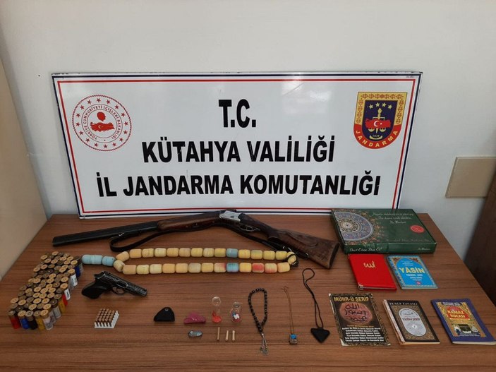 'Muska' ve 'büyü' ile dolandırıcılık şüphelisi yakalandı -1