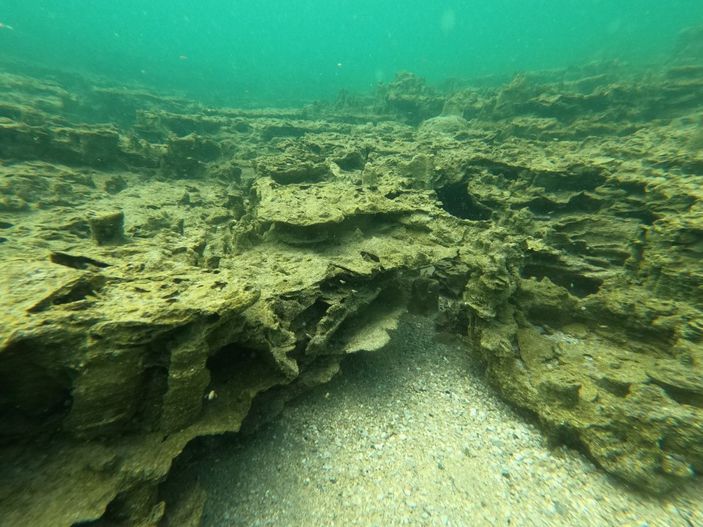 Van Gölü'nde 30-40 metre uzunluğunda mikrobiyalitler görüntülendi -8