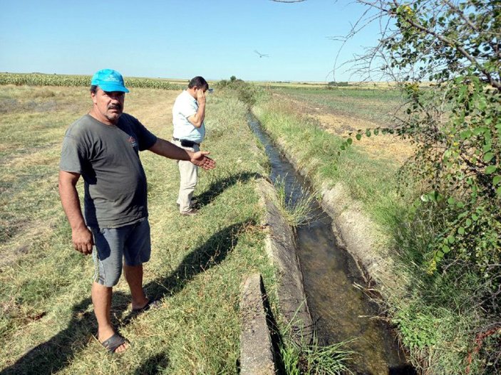 Sulama kanalı hasar gören köyde, kuraklık üreticiyi vurdu -6