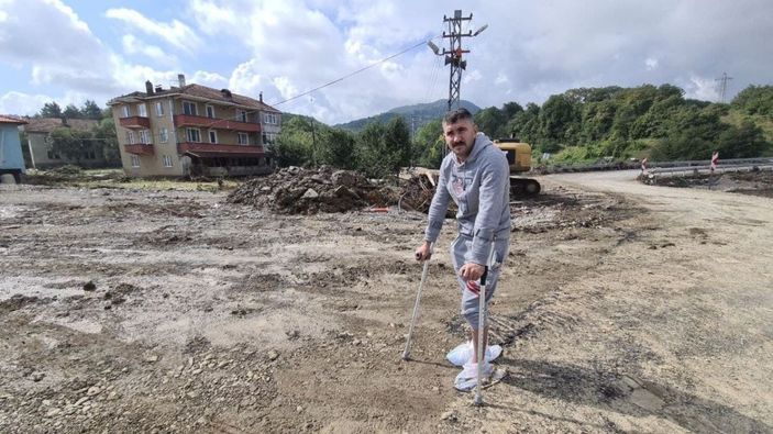 Kırdıkları duvar hayatlarını kurtardı -1