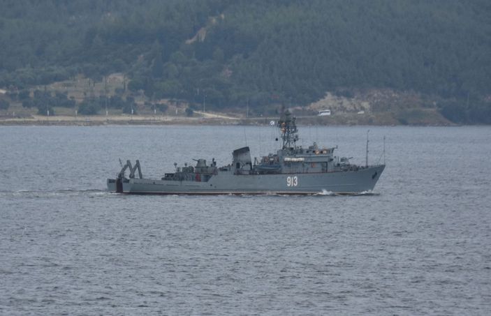 Rus mayın tarama gemisi, Çanakkale Boğazı'ndan geçti -3