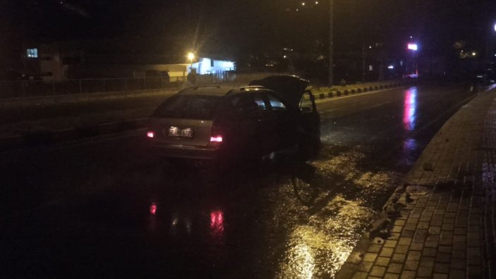 Zonguldak'ta heyelan yaşanan mahalledeki bir ev tahliye edildi -4