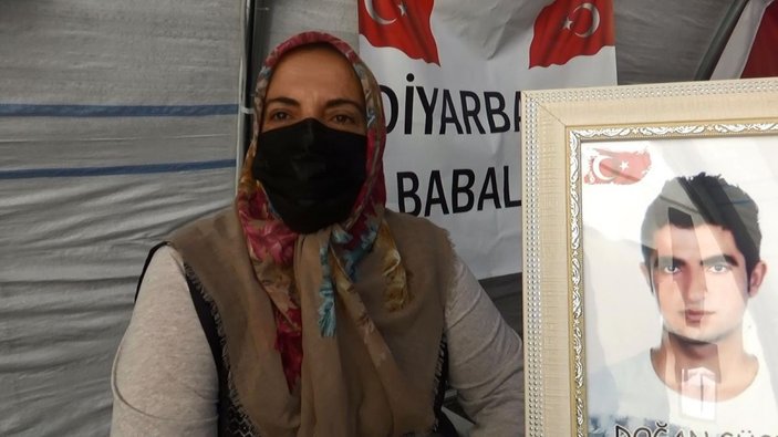 Diyarbakır'da evlat nöbetindeki anne: Siyaset yapmaya değil, oğlumu almaya geldim