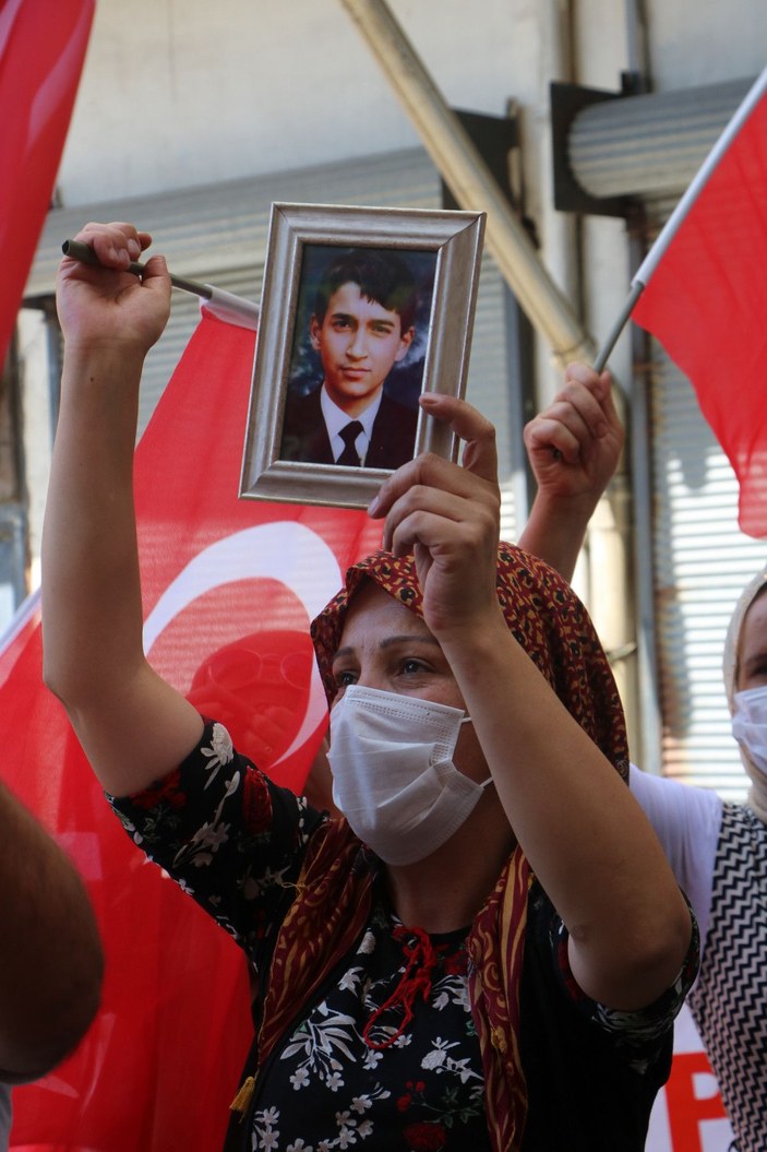 HDP önünde eylem yapan baba: Kızım polis olacaktı, hayalini yıktılar -3