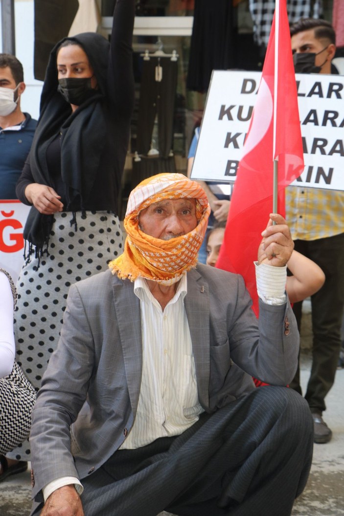HDP önünde eylem yapan baba: Kızım polis olacaktı, hayalini yıktılar -8