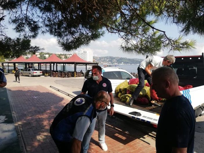 Sarıyer'de kaçak avlanan 1 ton midye ele geçirildi -5