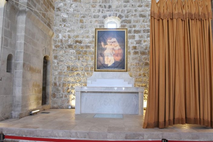 128 yıllık Taşhoran Kilisesi ibadete açıldı -7