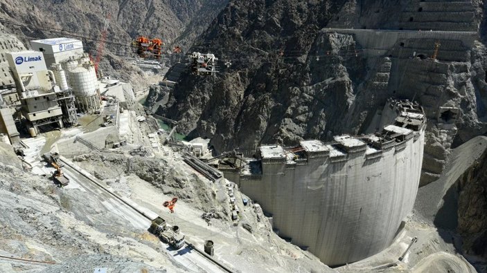 Türkiye'nin en yüksek barajı tamamlandı -5