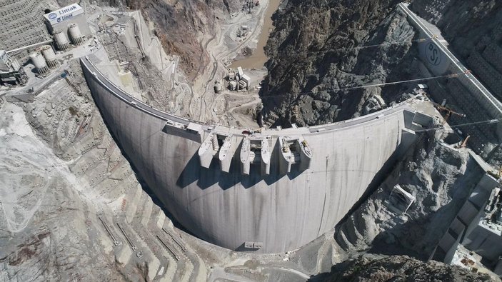 Türkiye'nin en yüksek barajı tamamlandı -10