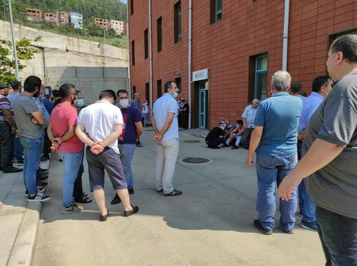 Artvin’de iş yerinde elektrik akımına kapılan esnaf hayatını kaybetti -1