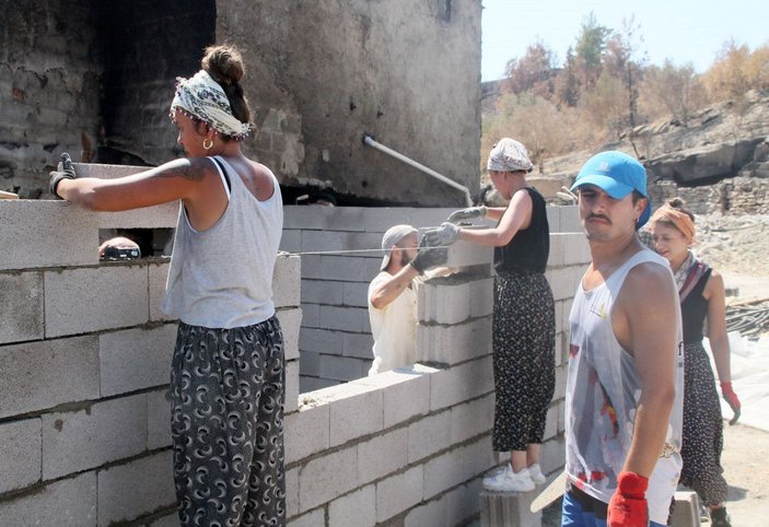 Manavgat'ta eline hiç mala almamış gönüllüler, duvar örüp inşaat yapıyor -6