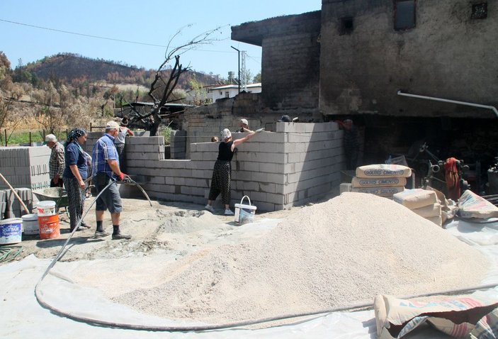 Manavgat'ta eline hiç mala almamış gönüllüler, duvar örüp inşaat yapıyor -4
