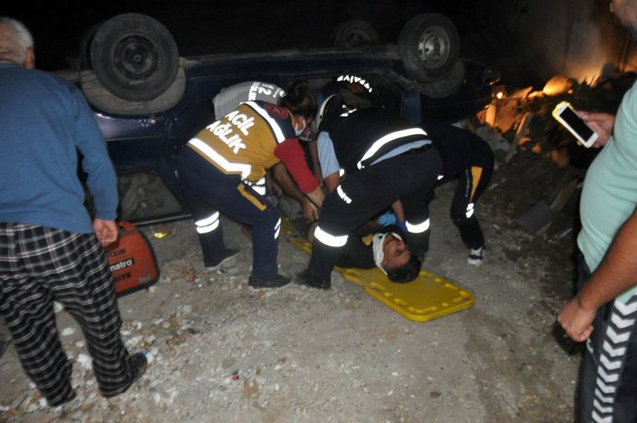 Karaman'da ehliyetsiz ve alkollü gencin sürdüğü araç takla attı: 2 yaralı