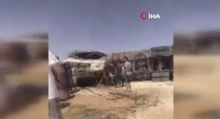 Cezayir’de tır ile yolcu otobüsü çarpıştı: 18 ölü