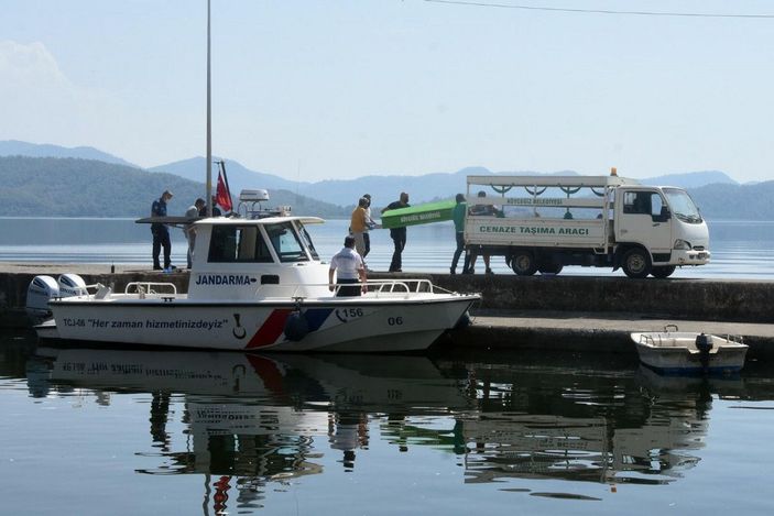 Tur teknesinde asker eğlencesi kanlı bitti: 1 ölü, 12 gözaltı -2