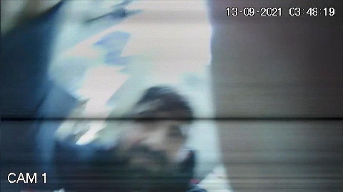 Bursa'da hırsızlar güvenlik kamerasını da çaldı