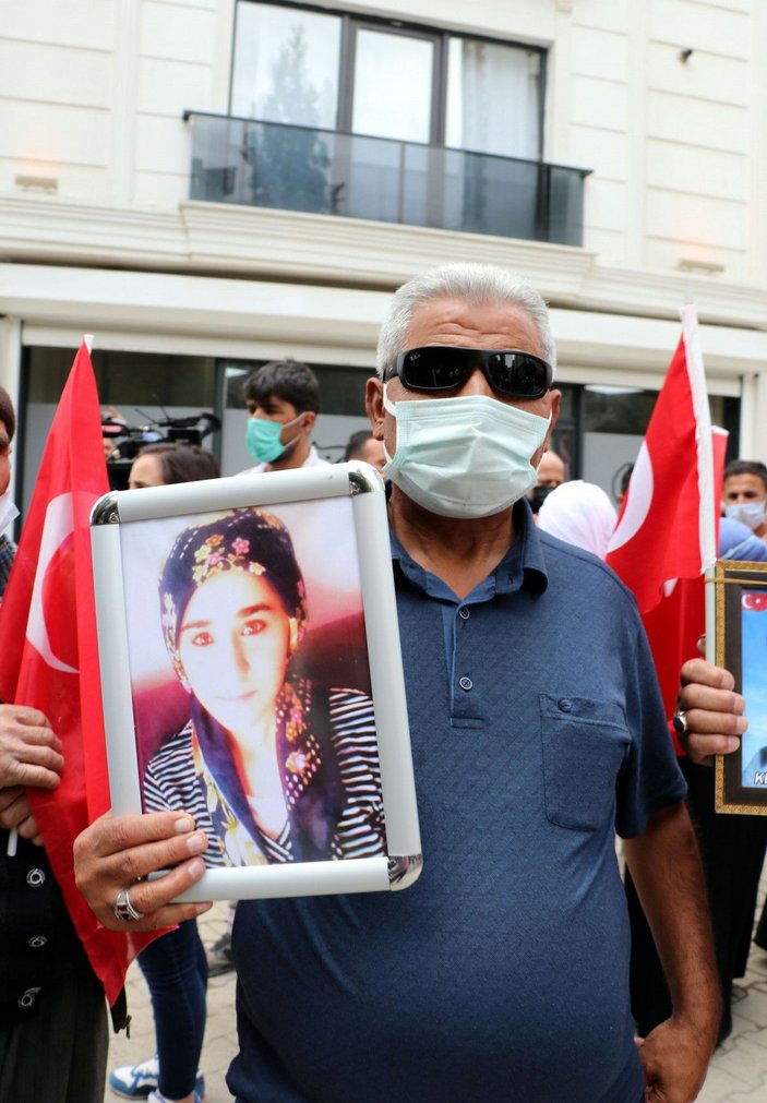 Van'da HDP önündeki anne: Evladımı nasıl kandırdıklarının hesabını versinler -10