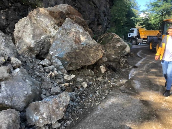 Ordu’da sağanak sonrası heyelan -1