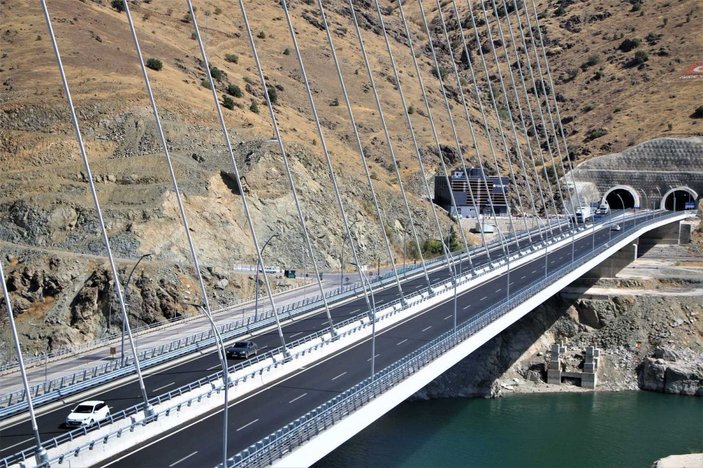 16 şehri birbirine bağlayan Kömürhan Köprüsü sürücülere kolaylık sağlıyor -16