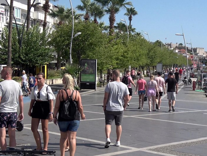 Marmaris'e kasım ortasına kadar 100 bin İngiliz turist geliyor -9