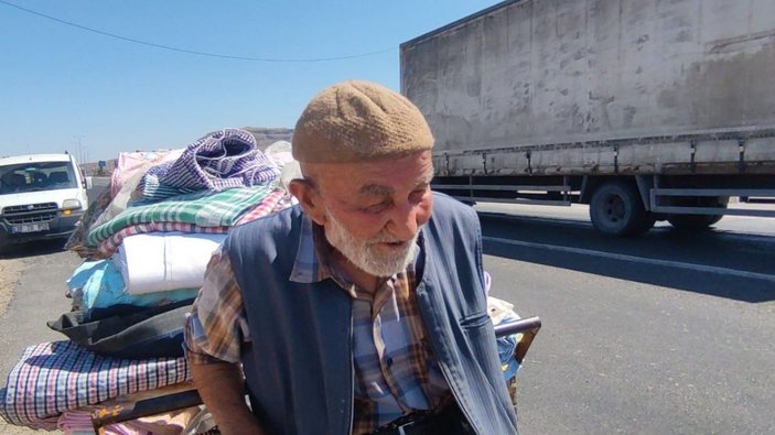 Kayseri'de 88 yaşındaki çerçici, her gün kilometrelerce yol gidiyor
