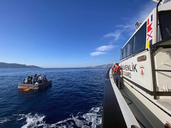 Ege Denizi’nde 57 düzensiz göçmen kurtarıldı -4
