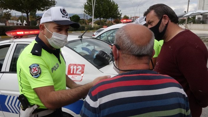 Çorum'da polisten kural ihlali yapan sürücüye: Cezanı ben öderim