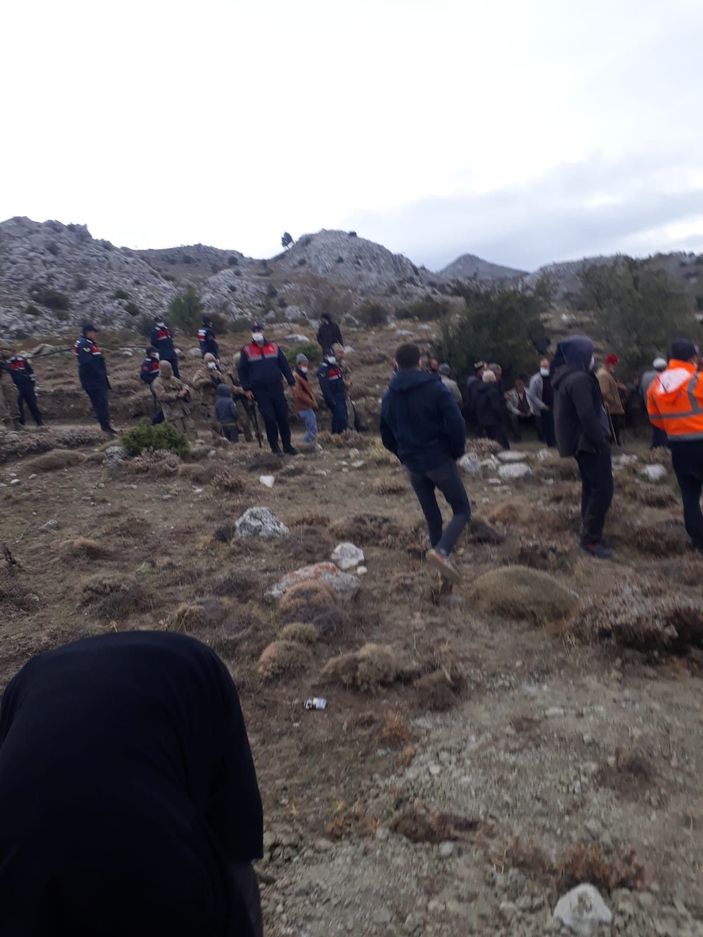 d Köyde su tartışması arbedesi; jandarma gazla müdahale etti, 4 kişi hastanelik oldu -7