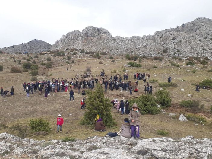 Köyde su tartışması arbedesi; jandarma gazla müdahale etti, 4 kişi hastanelik oldu -3