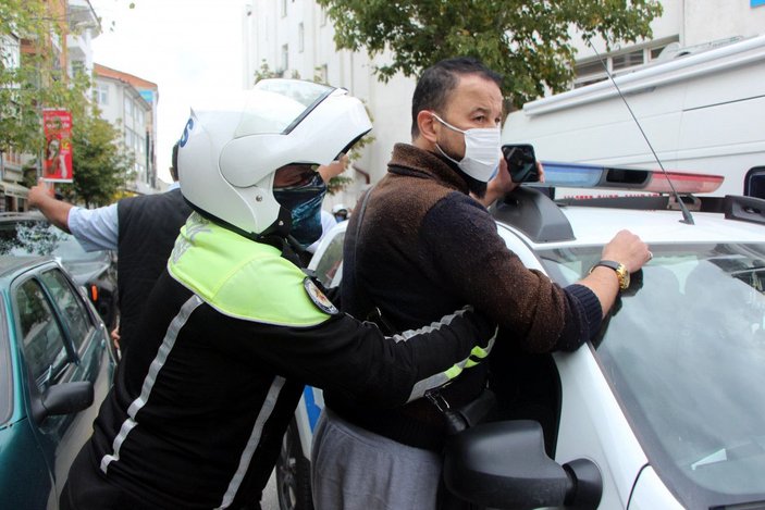 Murat Özdemir, bu kez gazeteci ve polislere sataştı; yine gözaltında -1