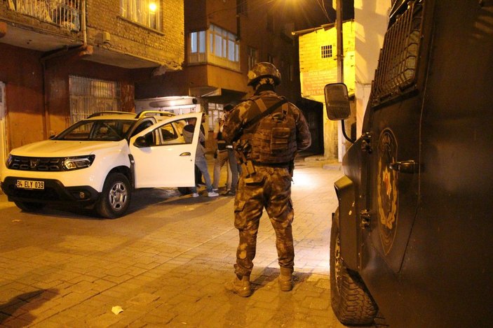 'Narko Alan Diyarbakır' projesi 1200 polisle gece de sürdü -10
