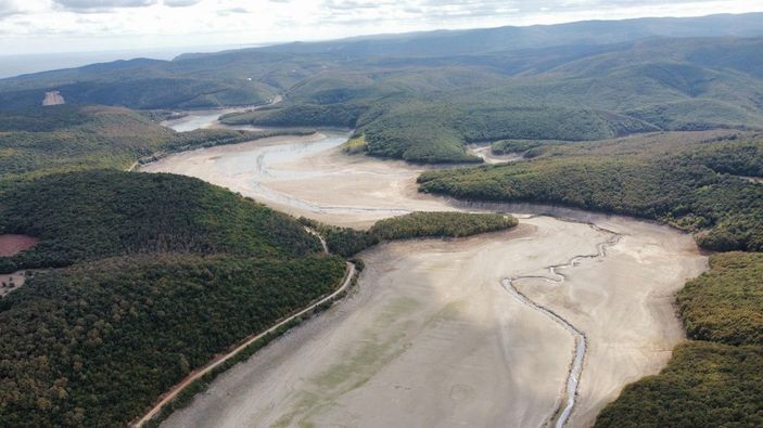 Trakya'da, İstanbul'un suyunu karşılayan barajlar kurudu -8