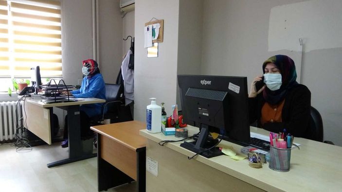 Samsun'da tıbbı sekreter, 2 bin kişiyi aşı olmaya ikna etti