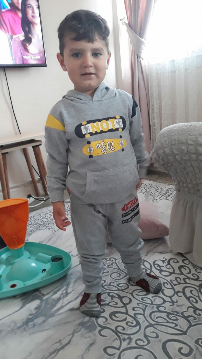 İzmir'de ehliyetsiz sürücünün çarptığı 2 yaşındaki Emirhan kusurlu bulundu