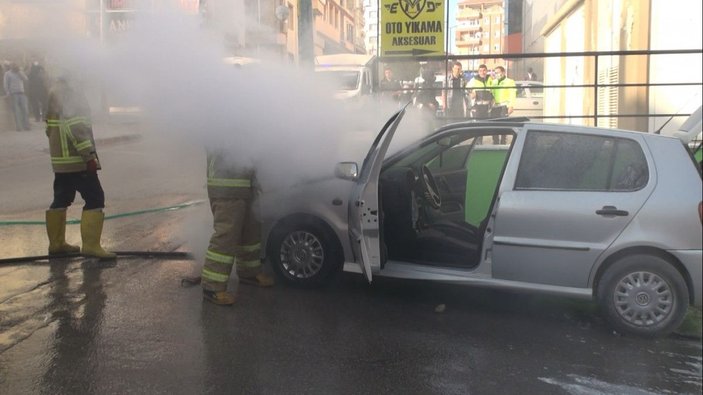 Kırıkkale'de hareket halindeki otomobil yandı -1