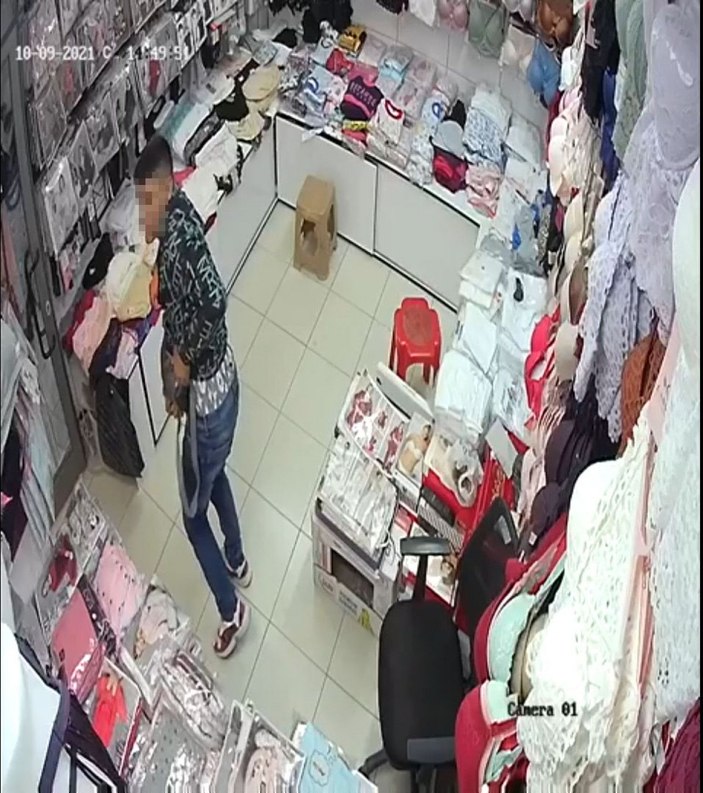 Konfeksiyon mağazasından hırsızlık kamerada -5