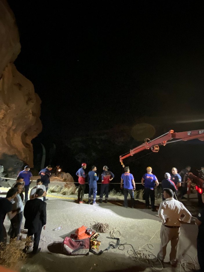 Varda Köprüsü manzarasında öz çekim canından etti: 1 ölü, 1 yaralı -4