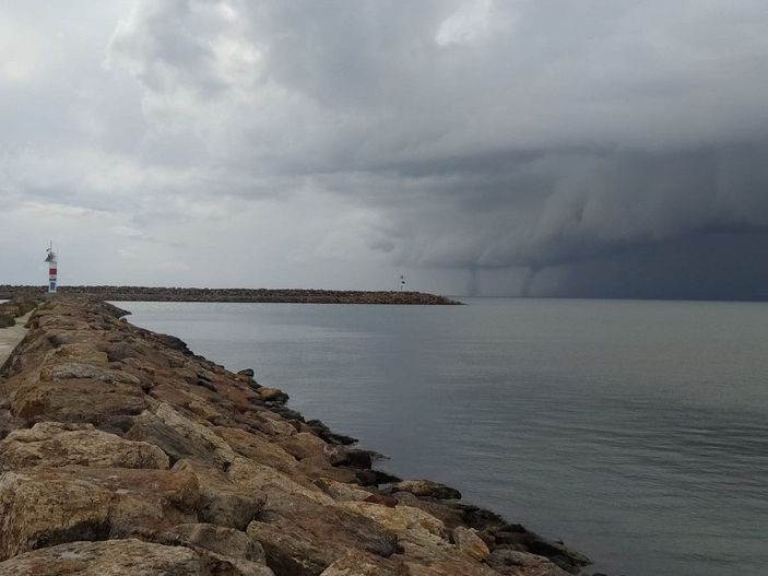 Enez sahili açıklarında 2 hortum oluştu -2