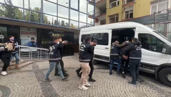 Şırnak’tan gelip Kadıköy’de sokak ortasında ‘namus’ cinayeti işledi -3
