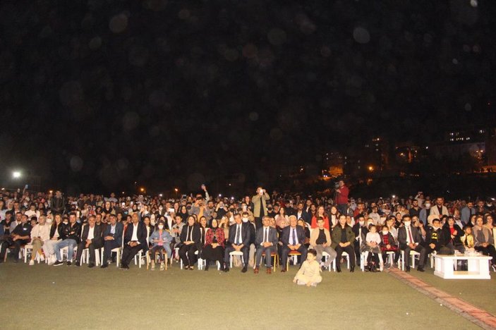 Kasapoğlu: Türkiye'nin gençleri insanlığın umududur