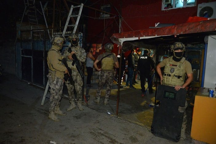 Adana'da Cono aşiretine 500 polis ile hava destekli operasyon: 30 gözaltı kararı - 2 (Yeniden) -7