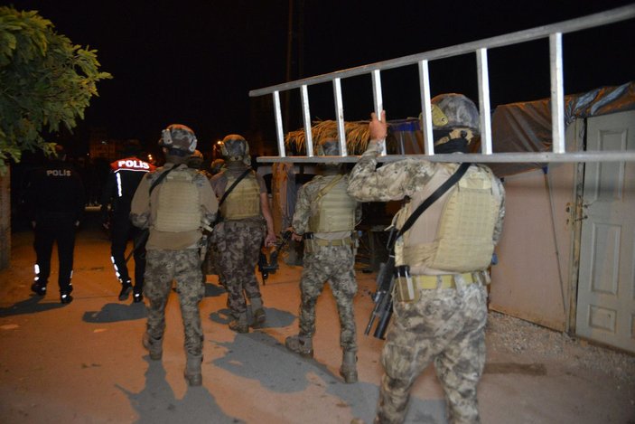Adana'da Cono aşiretine 500 polis ile hava destekli operasyon: 30 gözaltı kararı - 2 (Yeniden) -6