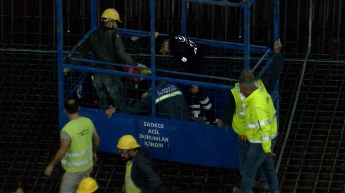 Arnavutköy’de metro şantiyesinde işçileri tünele indiren vincin halatı koptu