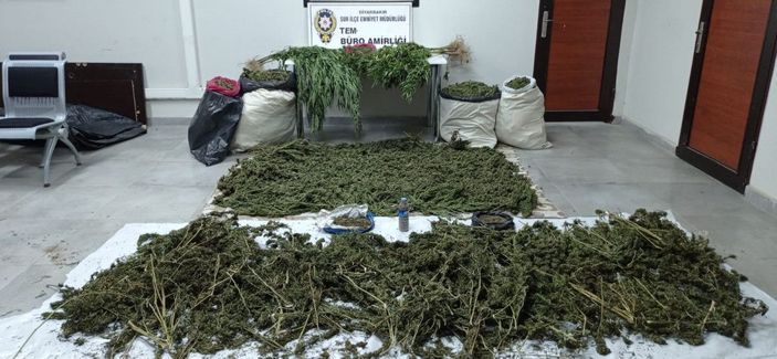 Hevsel Bahçeleri’nde iki noktaya uyuşturucu operasyonu: 4 gözaltı -1