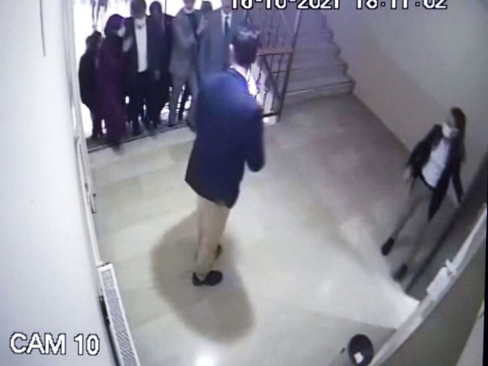 Davutoğlu'nun asansör kazası öncesi ve sonrası kamerada -3