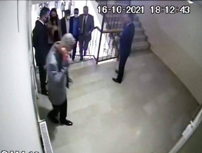 Davutoğlu'nun asansör kazası öncesi ve sonrası kamerada -9