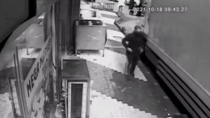 Şişli'de hırsız kamyondan 2 cep telefonu çaldı -2